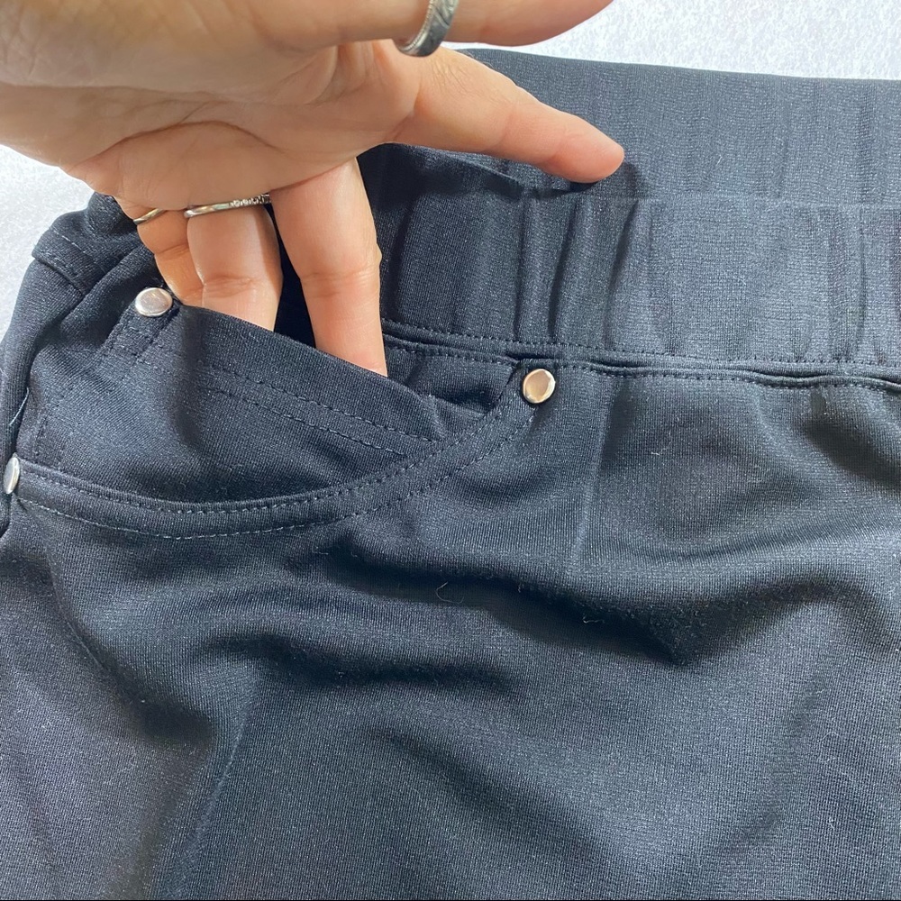 Stretch Comfty Pants Woman Elizabeth & Nicole Black elastic waistband pants - Picture 8 of 14